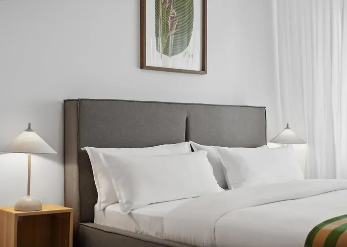 Beautiful 1-bedroom With Kitchen, King Bed And Free Wifi In Wuppertal