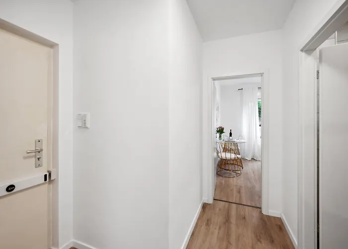 Beautiful 1-bedroom With Kitchen, King Bed And Free Wifi In